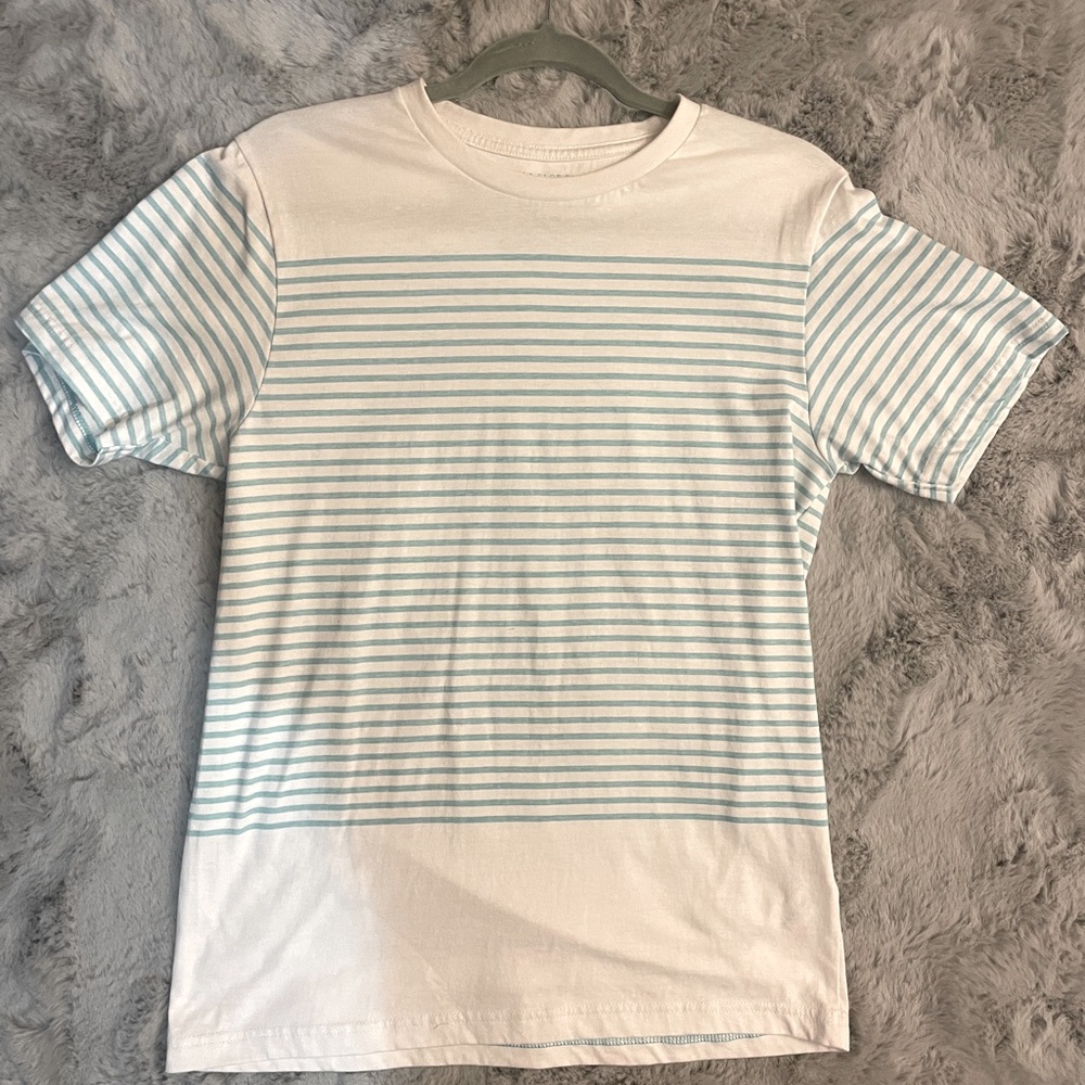 Denim & Flower Men’s T-Shirt (Med)